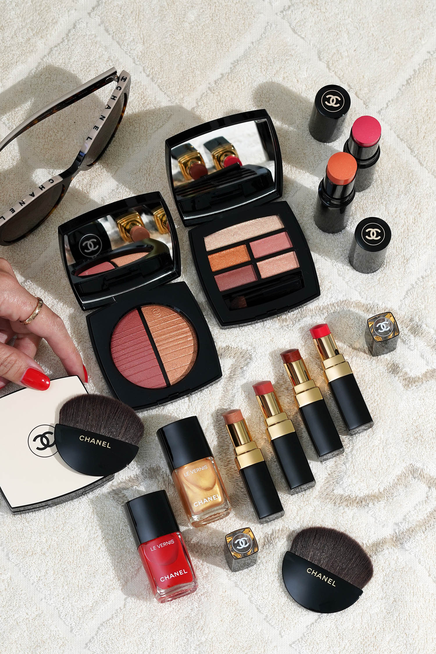 Chanel Les Beiges Golden Hour – Summer time 2025 Chanel Les Beiges Golden Hour – Summer time 2025