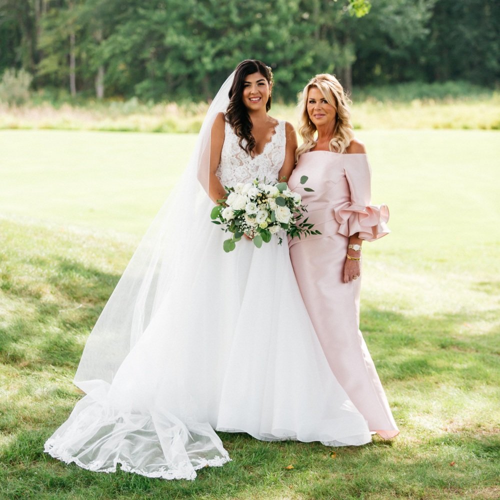 Mom of the Bride Wedding ceremony Day Skincare and Make-up Routine — Lovely Make-up Search Mom of the Bride Wedding ceremony Day Skincare and Make-up Routine — Lovely Make-up Search